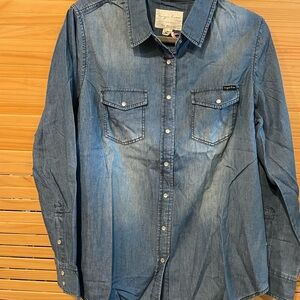 Evy’s tree The Whitney Denim Blue Button Down Shirt